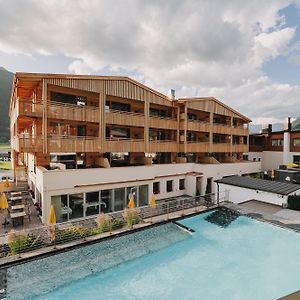 Alpine Nature Hotel Stoll